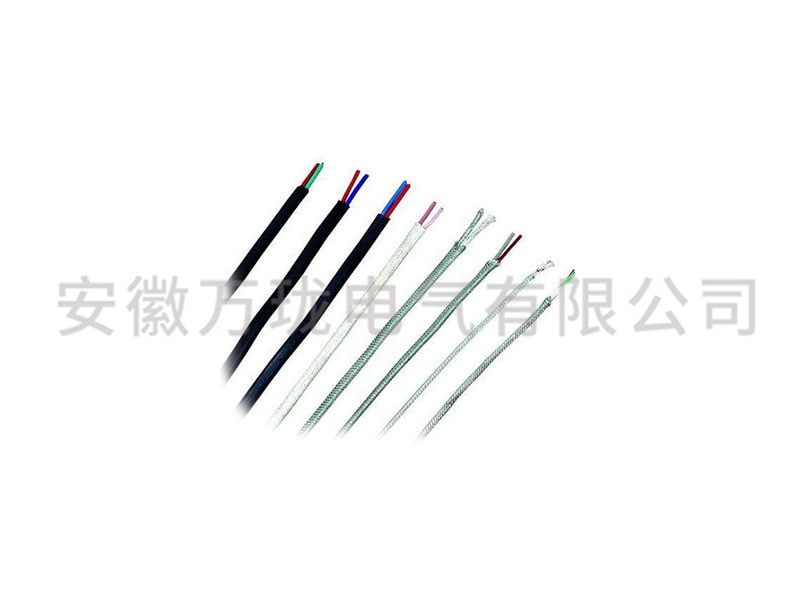 Ͻ^a|